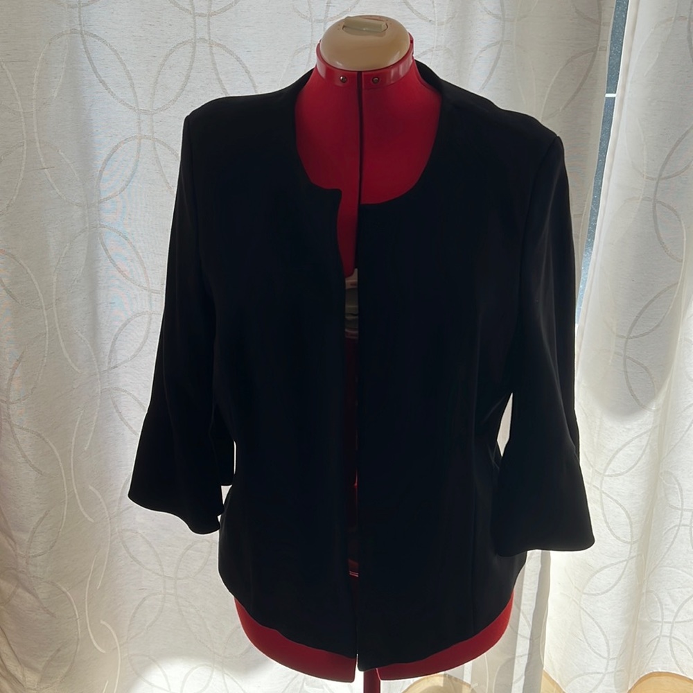 Bell sleeve open blazer - black